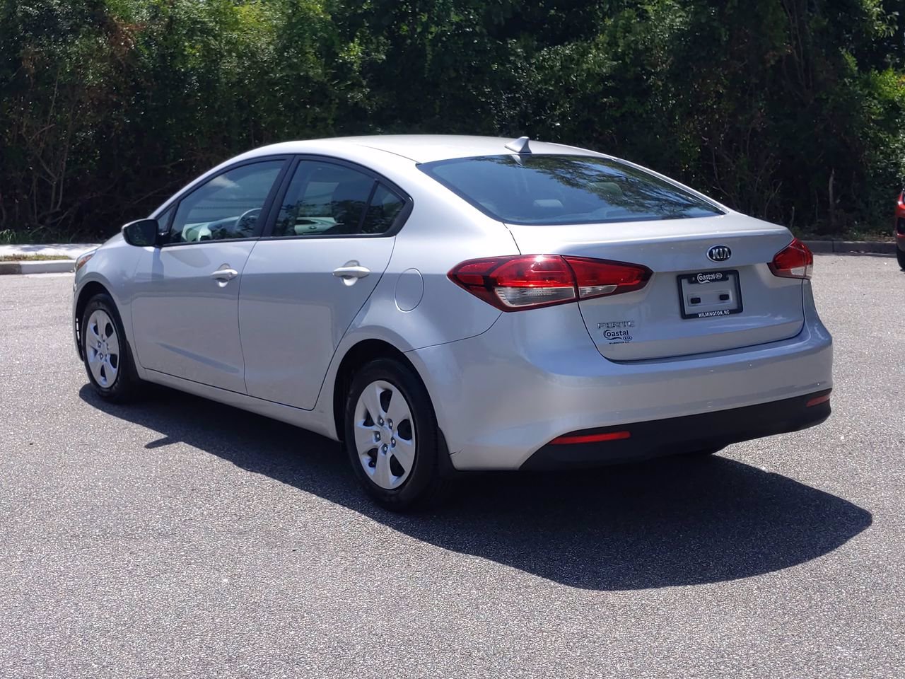 Pre-Owned 2017 Kia Forte LX 4dr Car in Wilmington #F2453A | Coastal Kia