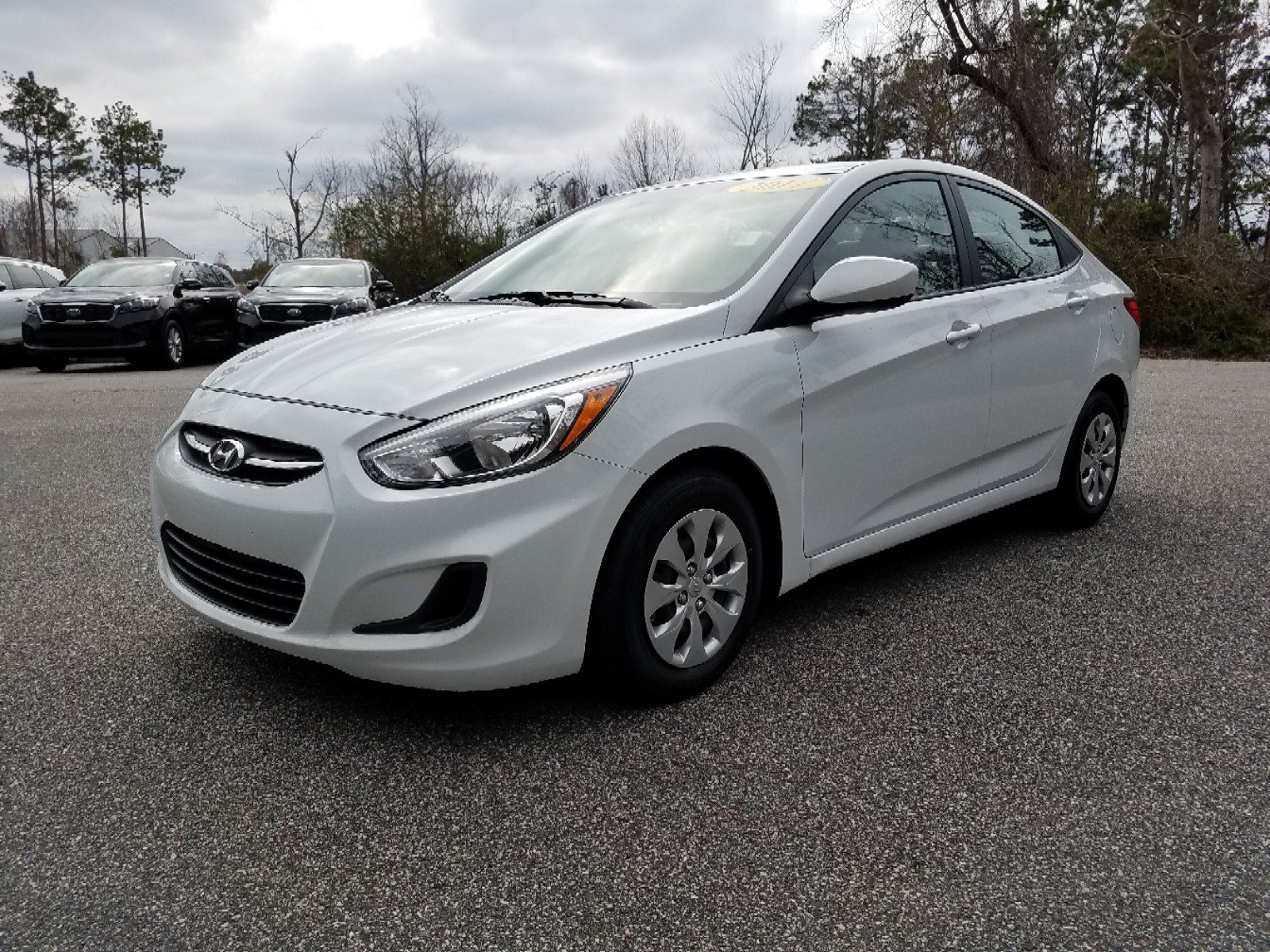 Pre-Owned 2017 Hyundai Accent SE 4dr Car in Wilmington #F1575A ...