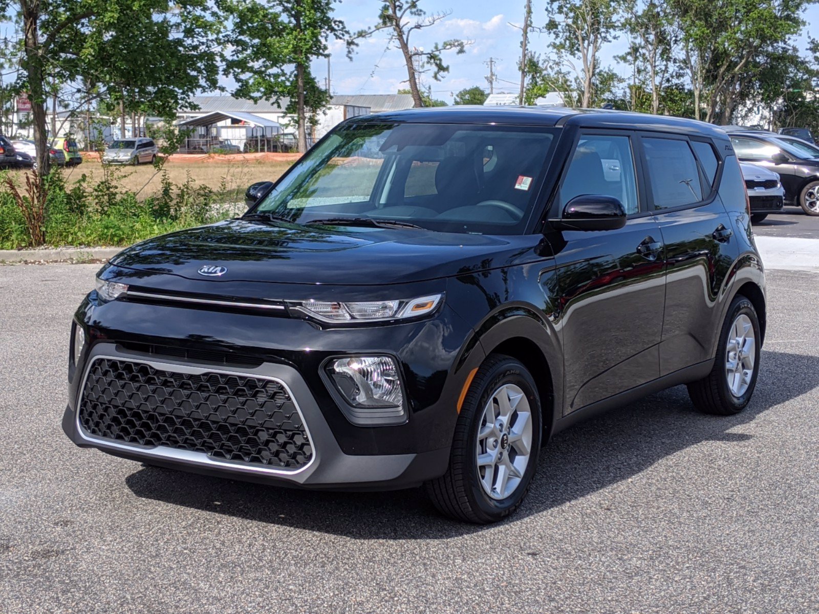 new-2020-kia-soul-s-hatchback-in-wilmington-f3182-coastal-kia